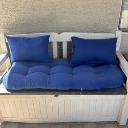 Storage Seat for Outdoors