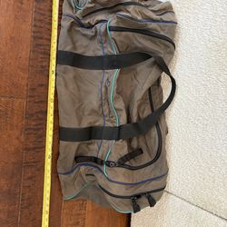 Eddie Bauer duffel bag 36”