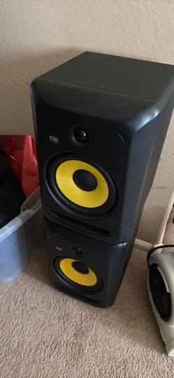 Studio Monitors