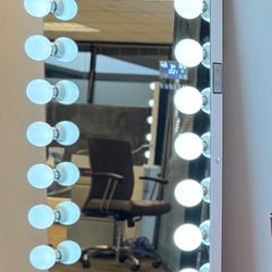 Hollywood Full Body Length Mirror W Bluetooth 