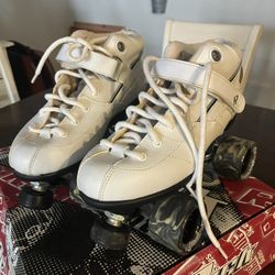 Men’s Roller Skates