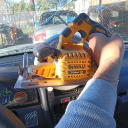 dcs570 DeWalt skillsaw