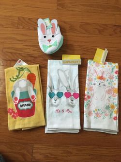 NWT delux 3 packs kitchen towels $ mitten bundle