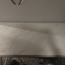 Nail Table 