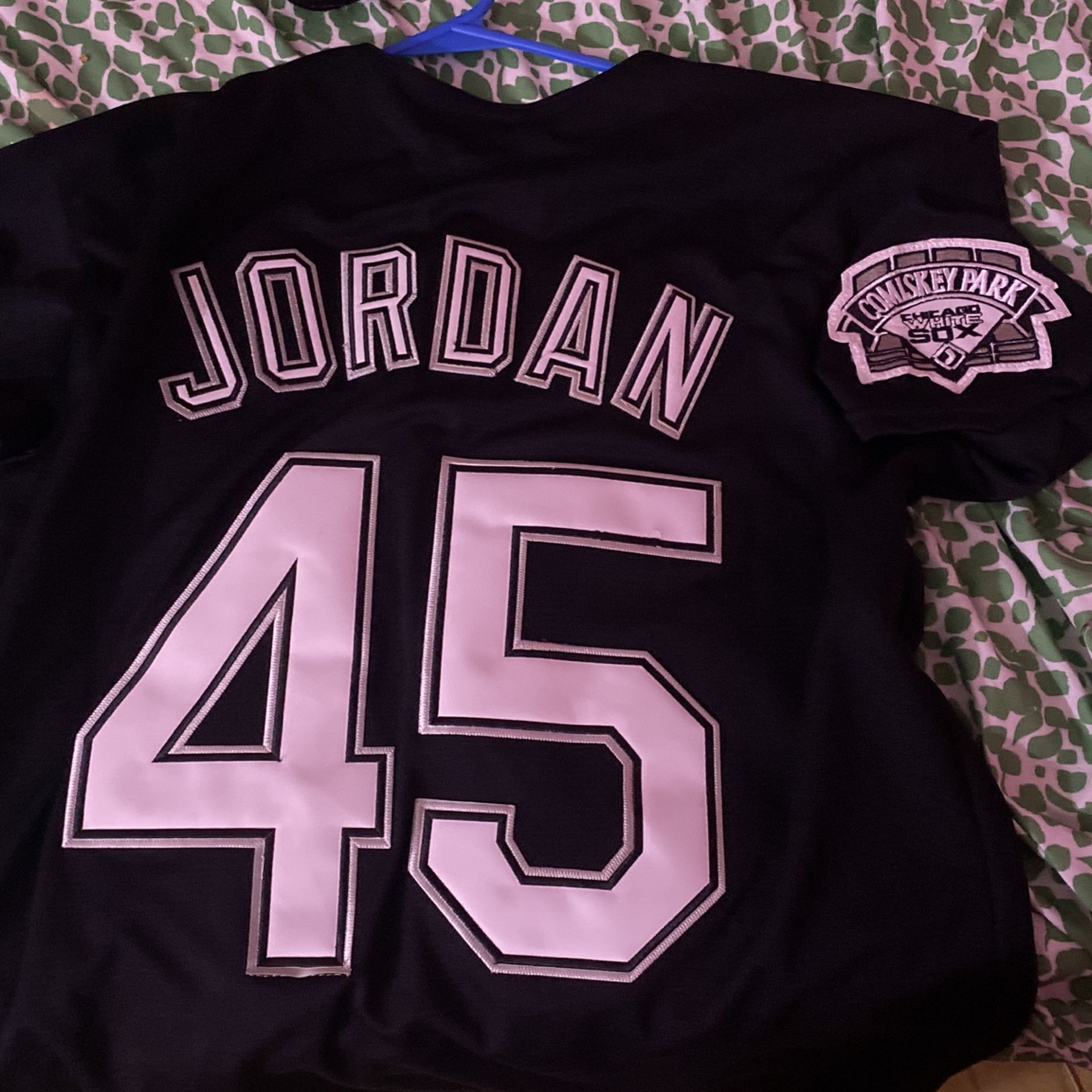 Michael Jordan (all Sizes) Chicago White Sox Retro Vintage Throwback  Baseball Jersey for Sale in Raleigh, NC - OfferUp