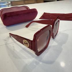 GUCCI SUNGLASSES