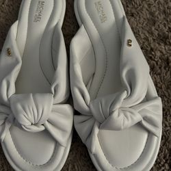 Michael Kors, Never Worn