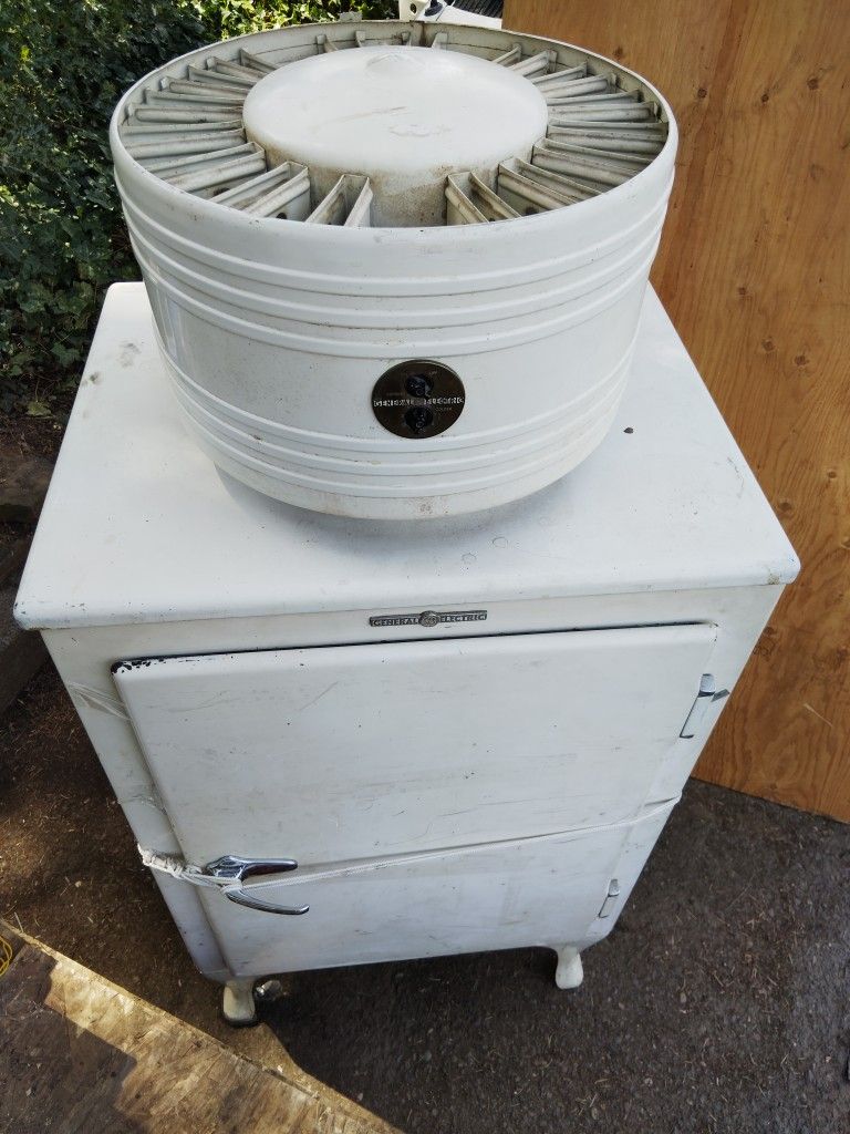 Vintage General Electric Fridge