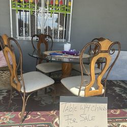 Table With Chairs 
