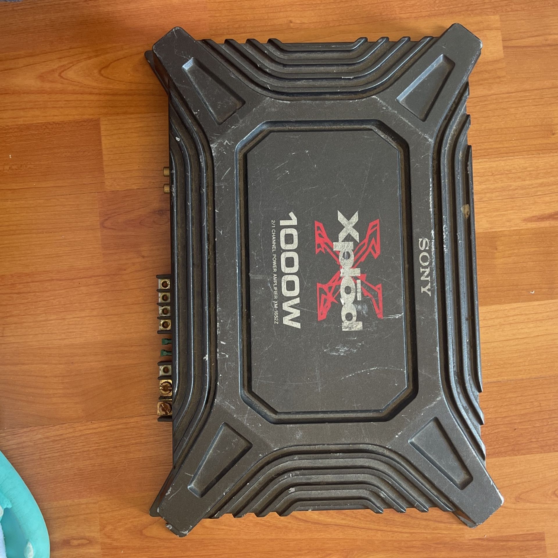 sony xplod amplifier top sound