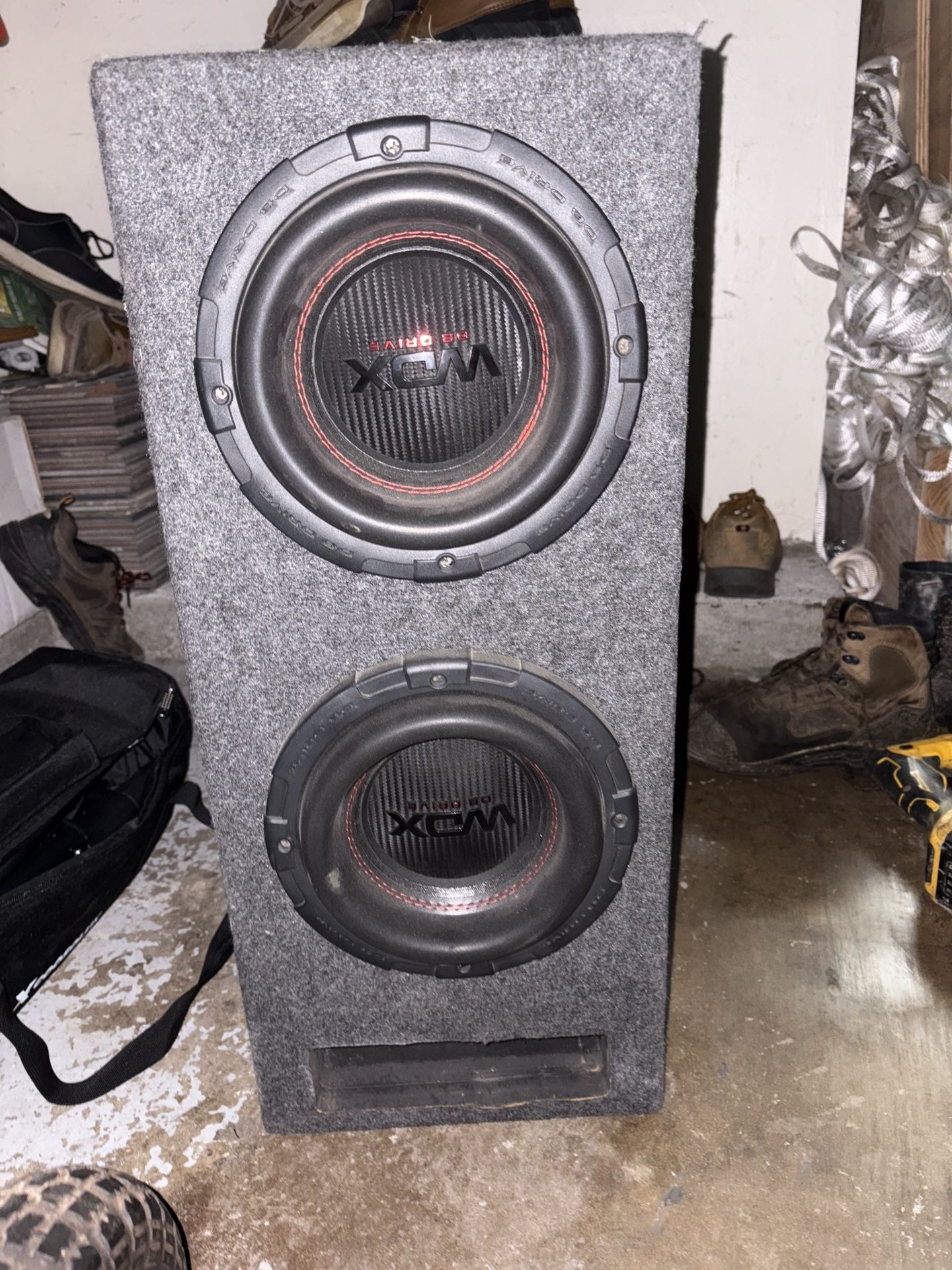 Box With 2 8s