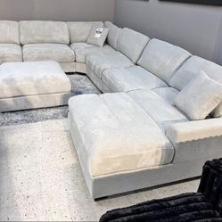 NEW XL STONE SECTIONAL SOFA WITH OTTOMAN AND FREE DELIVERY WITHIN DFW