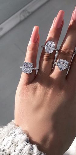 Wedding ring/engagement ring