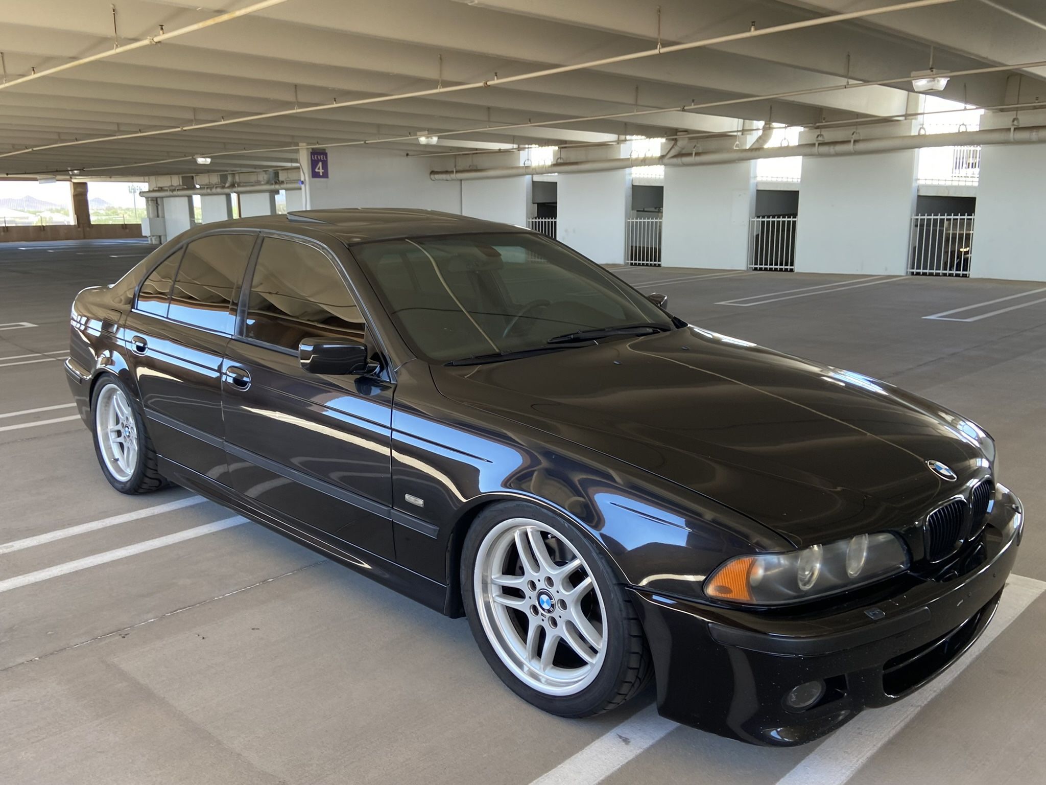 2003 BMW 540i
