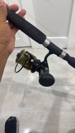 Penn battle with star stellar boat rod