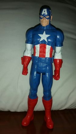 Captain America toy, missing shield, as is