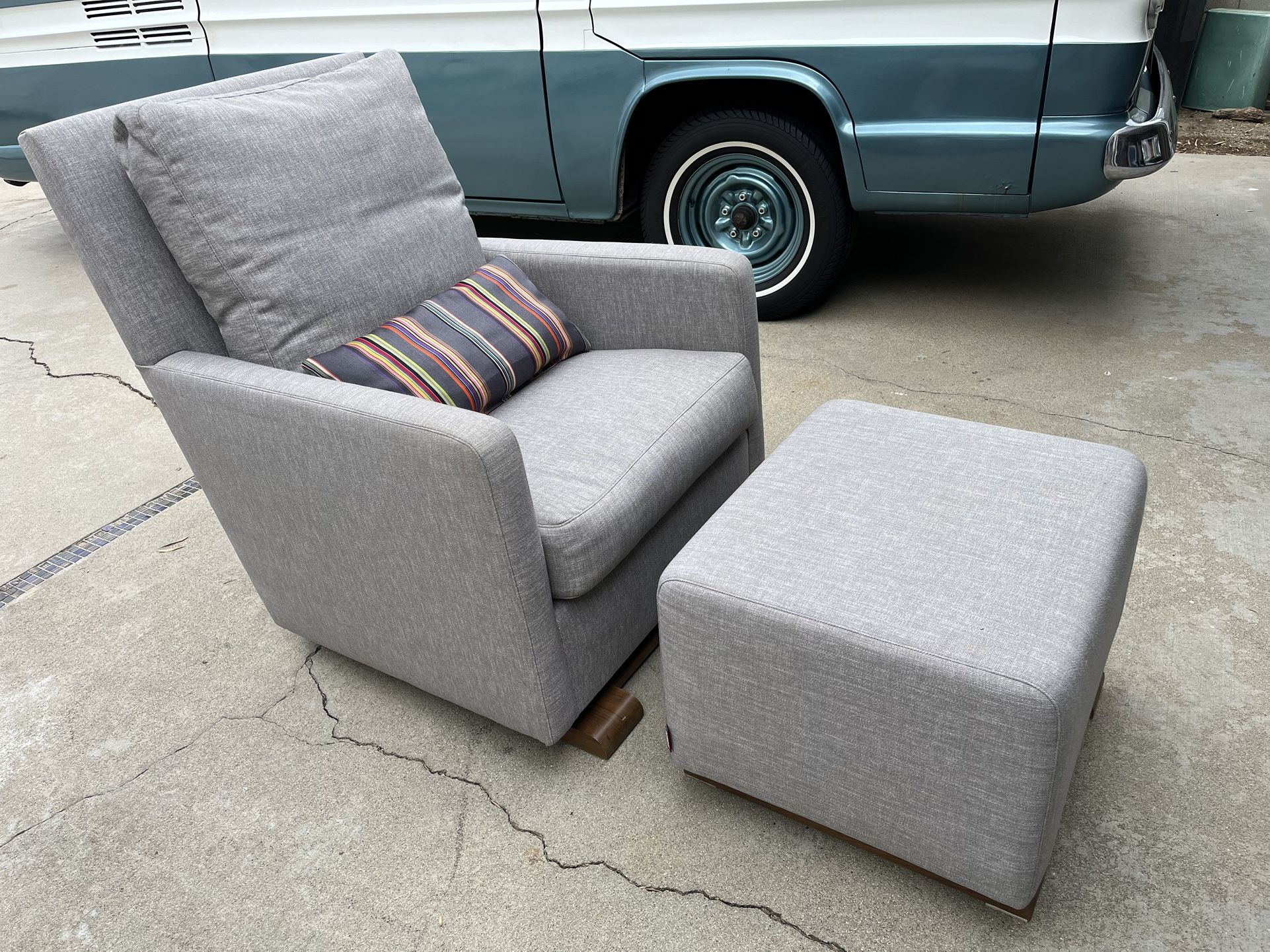 Glider With Ottoman - Grey By Monte