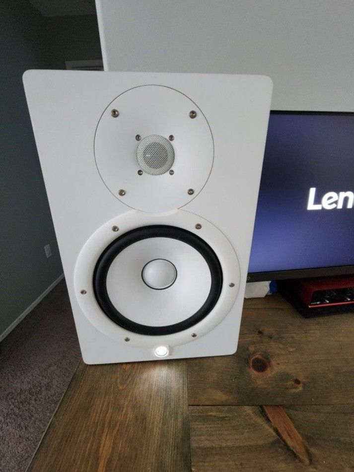 Yamaha Hs8 Studio Monitors