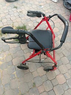 Drive Medical Rollator Walker with Seat