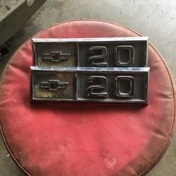 C20 Emblems