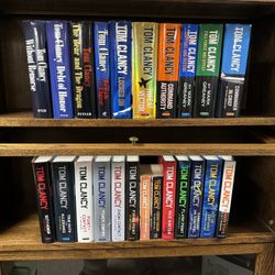 Tom Clancy Books (23)