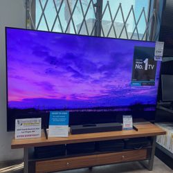 Samsung 85 inch 4K Smart TV with HDR includes Store Warranty!