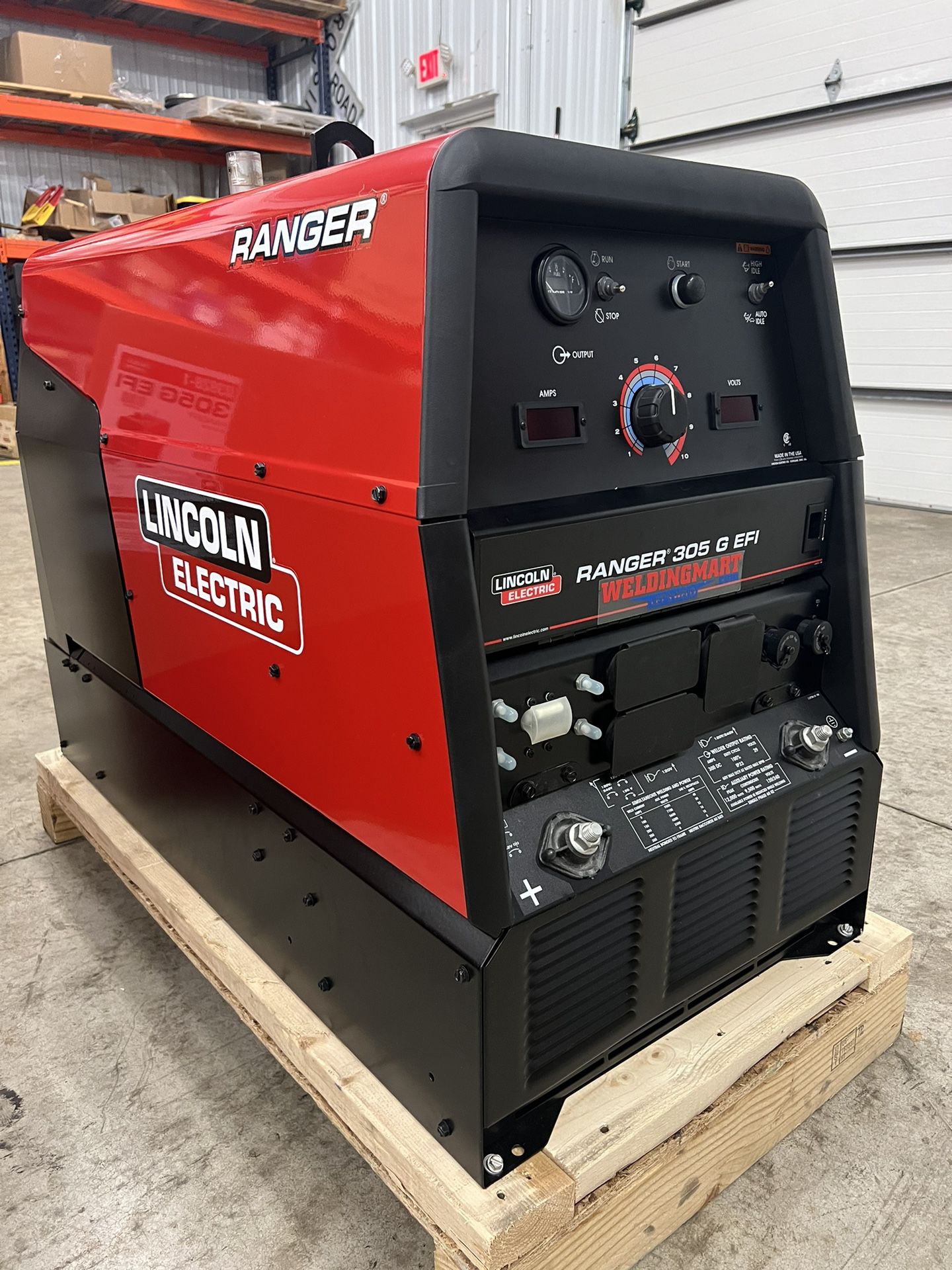 Lincoln Ranger 305G EFI Welder/Generator
