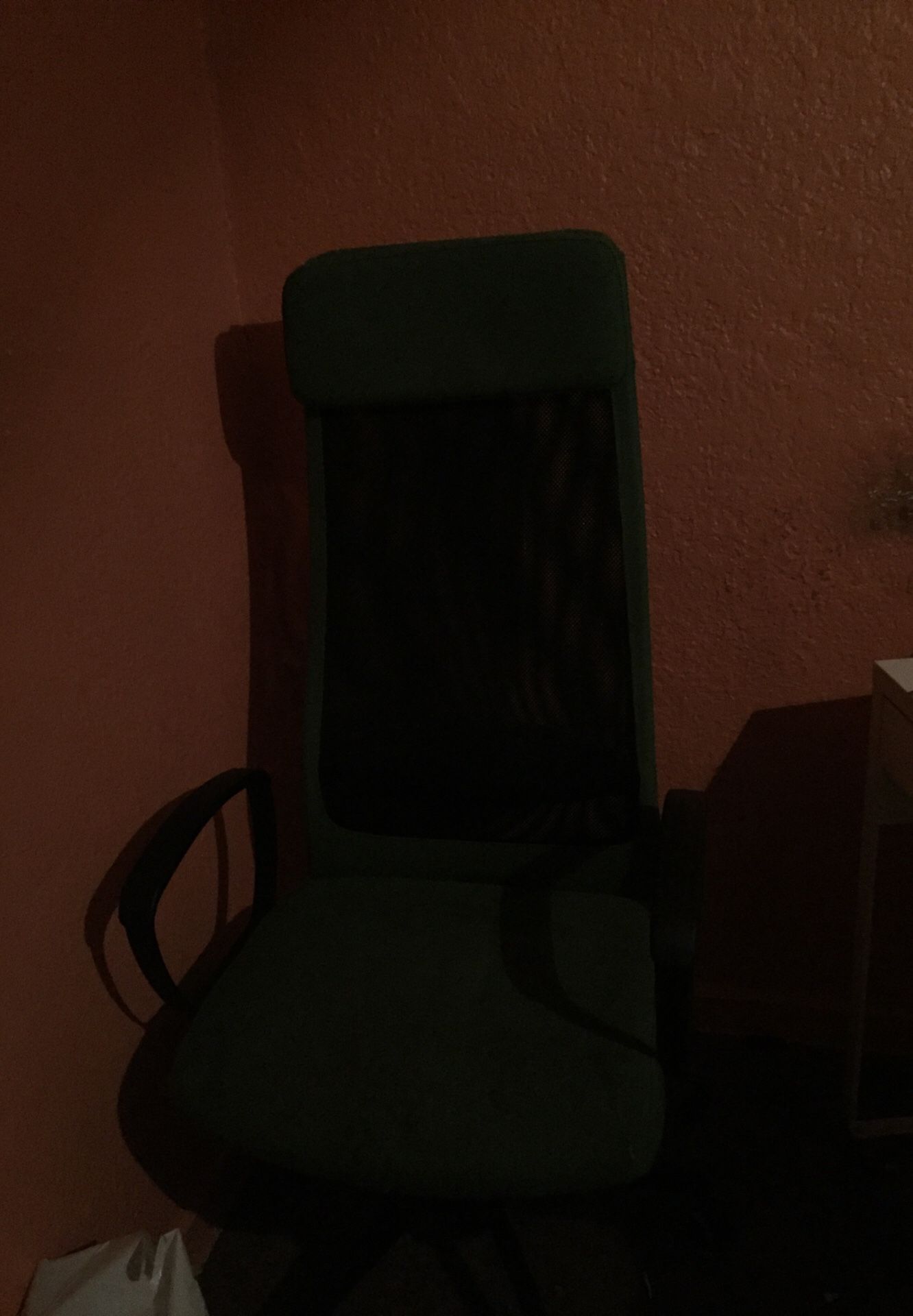 Desk chair