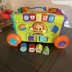 VTech Sort & Discover Activity Wagon 