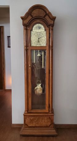 Ridgeway Grandfather Clock 