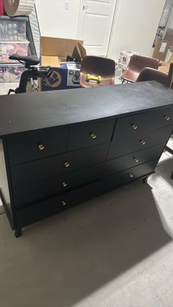 10 Drawer Dresser