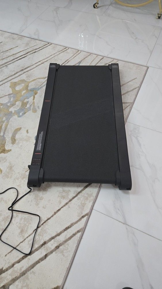 treadmill with vibration portable BRAND NEW OPEN BOX amazon 200$