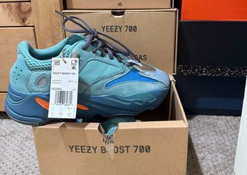 Yeezy size 7.5