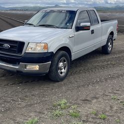 2005 Ford F150 Regular Cab · XLT Pickup 2D 8 ft