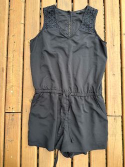 Black Sleeveless Blouse with Lace Detail romper