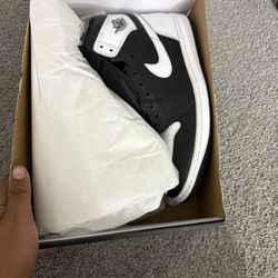Jordan 1 Black And White Brand New