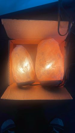 Himalayan Salt Lamps Large And Medium
