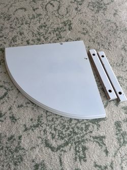 White Corner Wall Shelf with Brackets