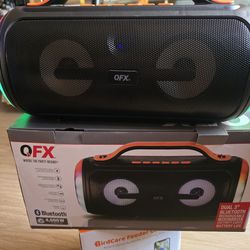 Bluetooth Wireless Boombox