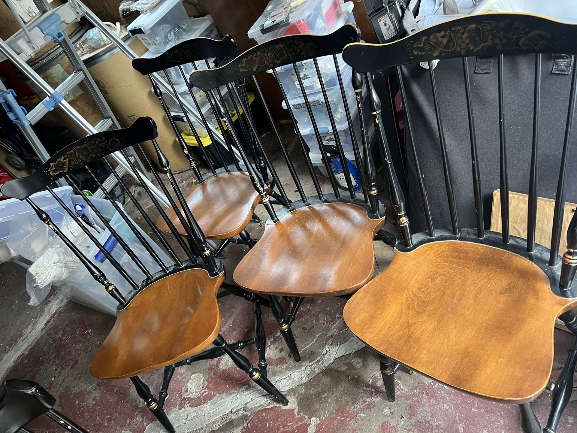 Hitchcock harvest Table & 4 Chairs