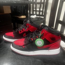 Jordan 1 Mid Red And Black 