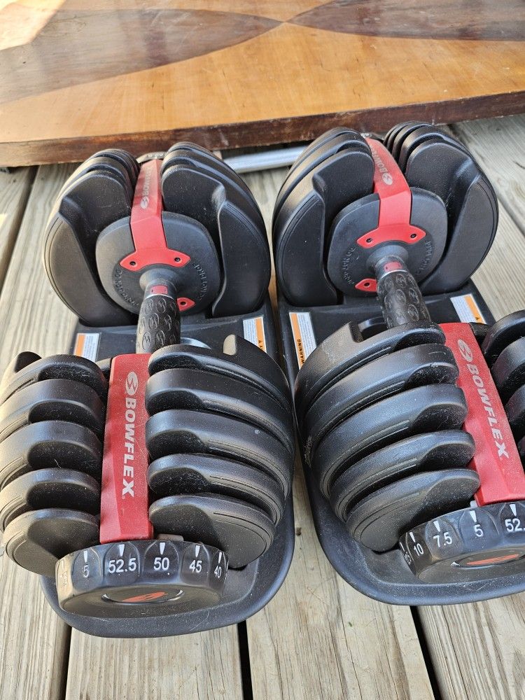 PRICE REDUCED: Bowflex Selecttech 552 Adjustable Dumbells