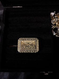 Shoot Offers Gold Last Supper Ring