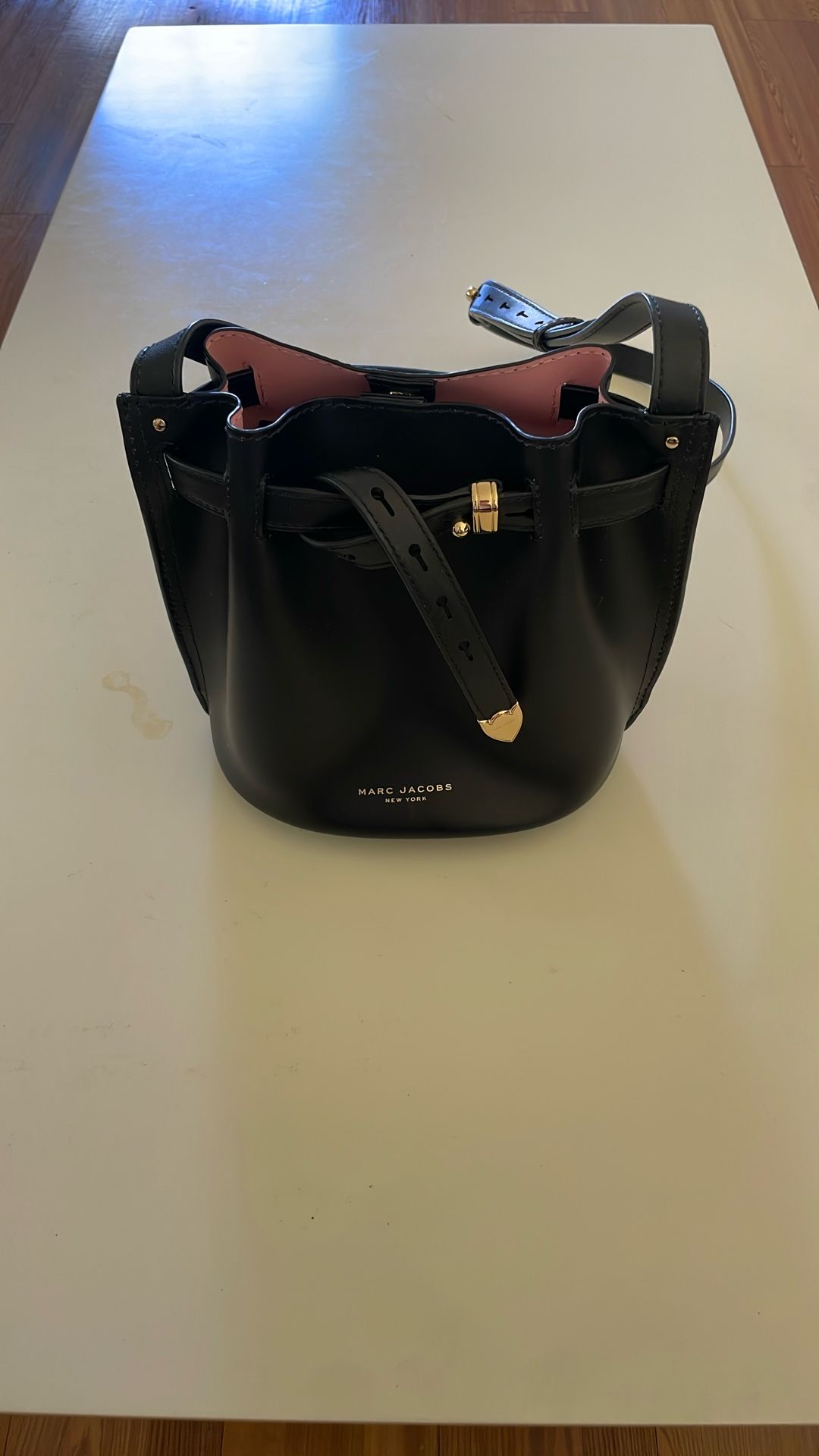 Authentic Marc Jacobs New York Bucket Bag