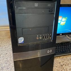 Desktop With Monitor & Keyboard (complete)