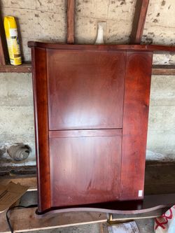 Single faux cherry wood bed frame