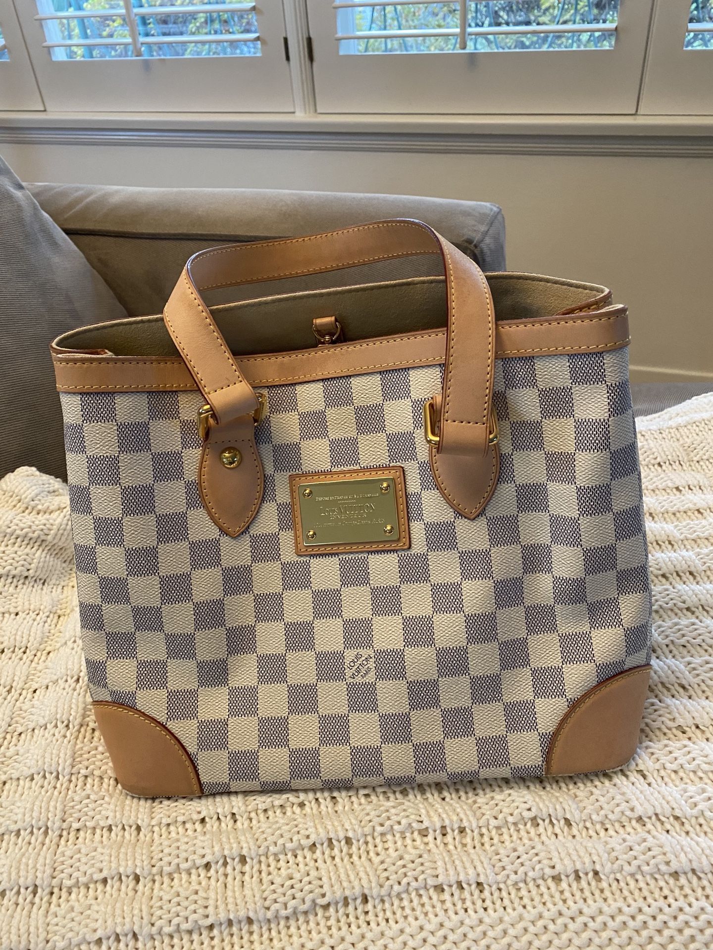 Louis Vuitton Hampstead Pm Damier Azur Shoulder Bag