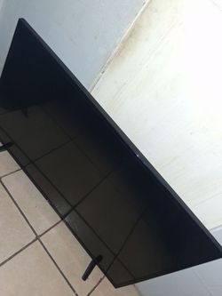 2 flat tv with one control