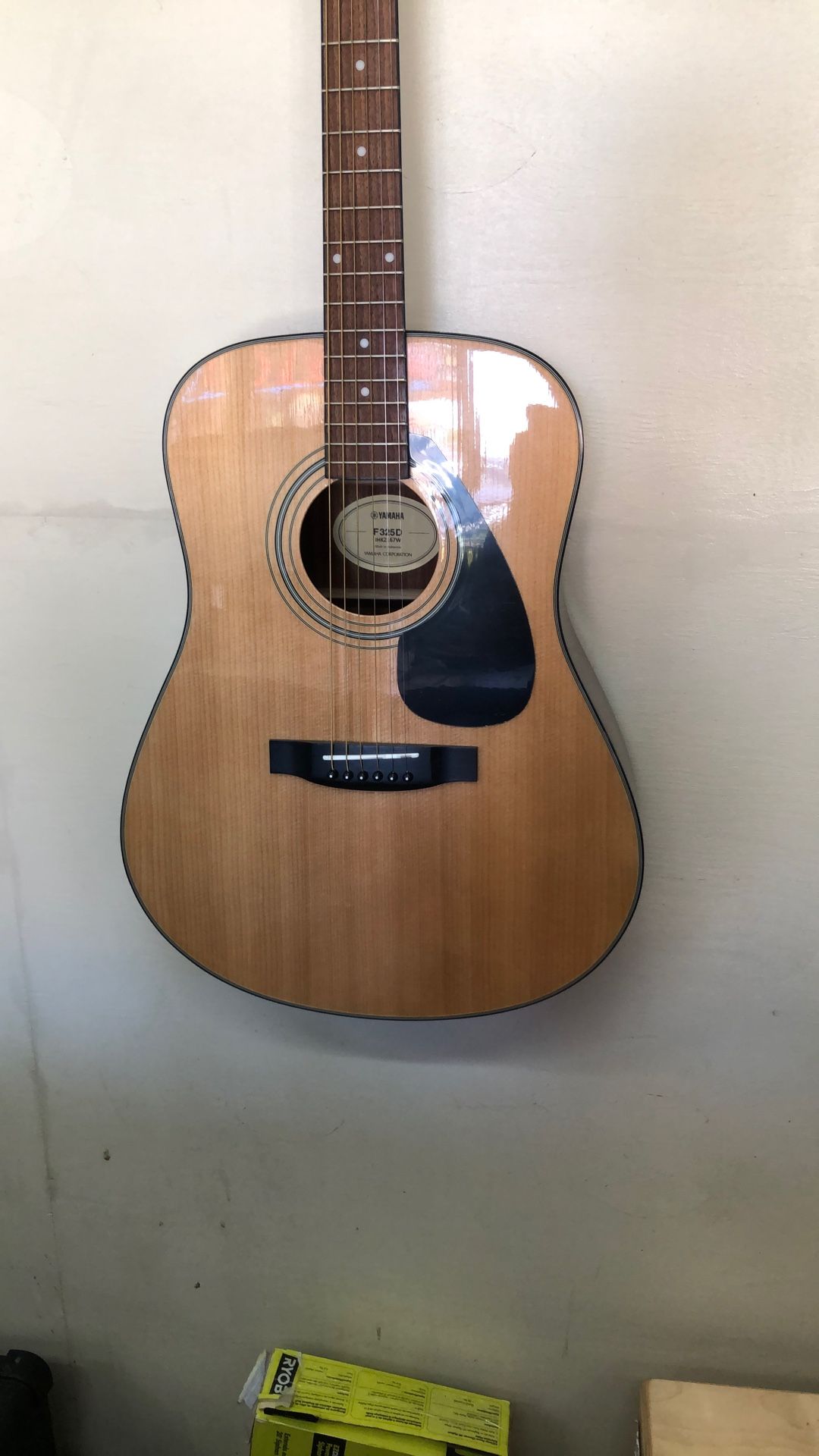 Acoustic Guitar