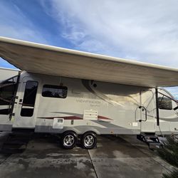 2013 Cruiser RV Viewfinder 28'